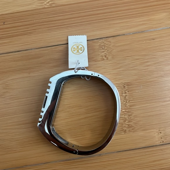 NWT Tory Burch for Fitbit metal hinged bracelet - Picture 2 of 6